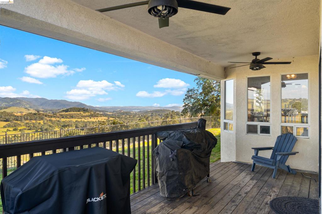 3589 Pardee Property Photo 56