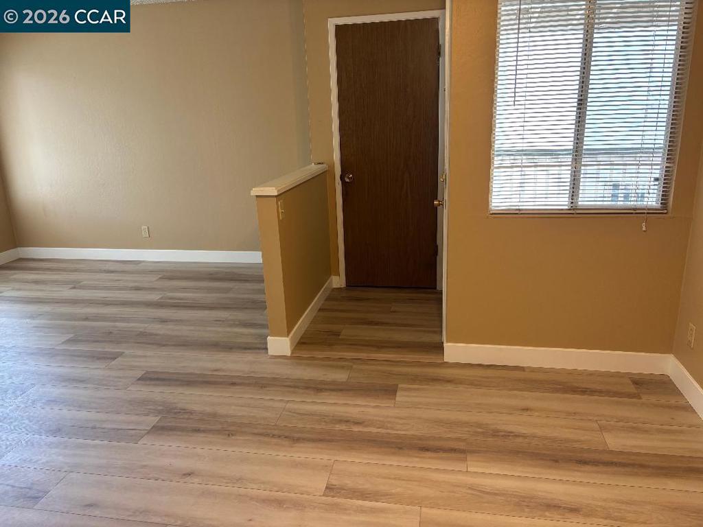 5460 Concord Blvd B7 Property Photo 5