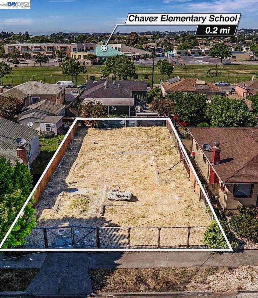 1737 Esmond Ave Property Photo 17