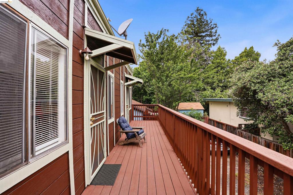 3431 Wilson Ave Property Photo 4