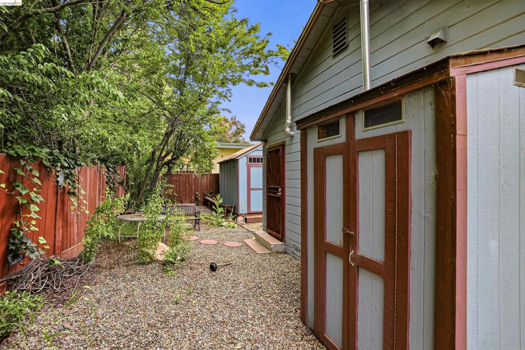 3431 Wilson Ave Property Photo 32