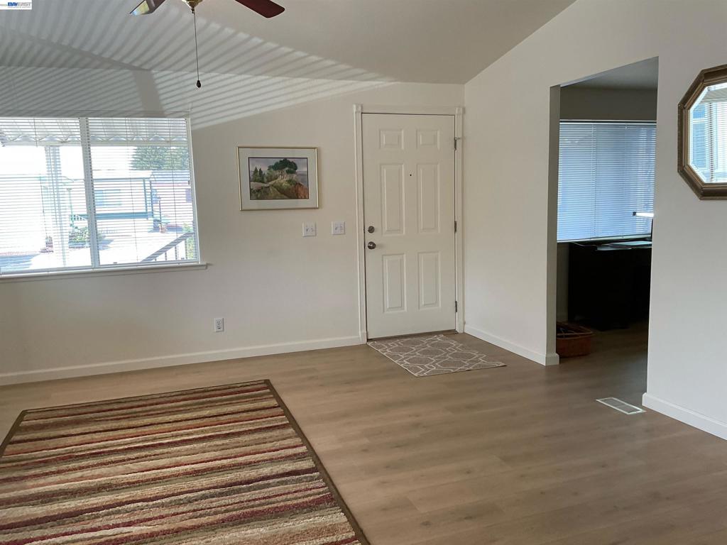 1200 W Winton Ave Property Photo 6