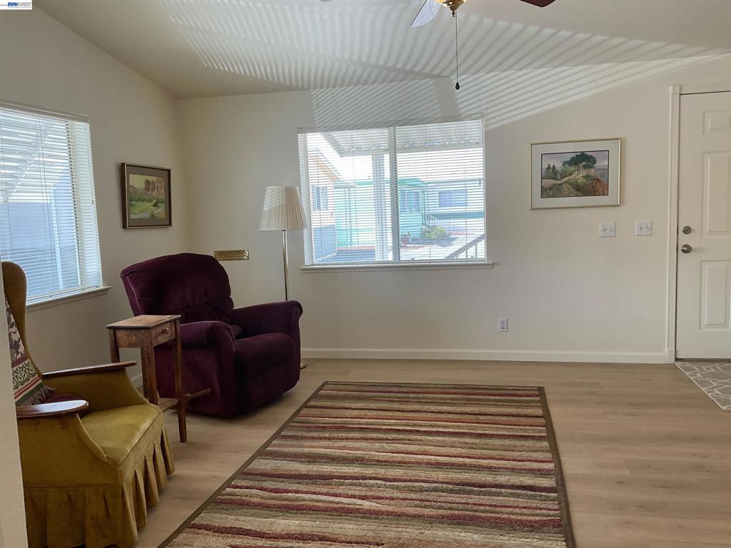 1200 W Winton Ave Property Photo 8