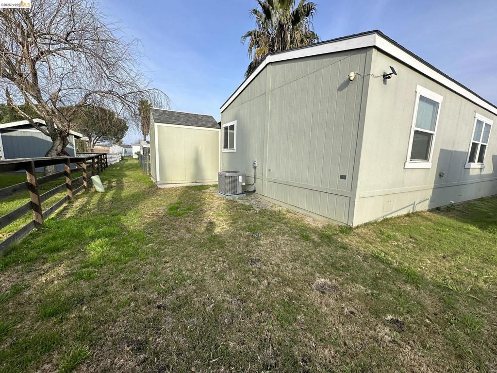 3634 Hawhorne Property Photo 15