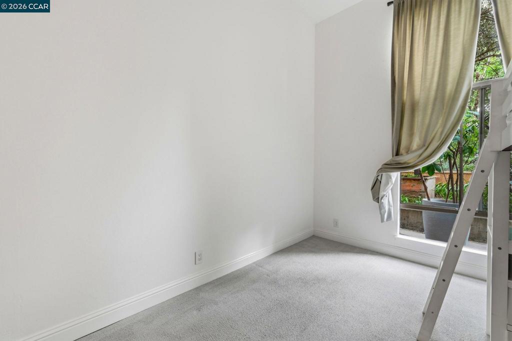 460 N Civic Dr 302 Property Photo 22
