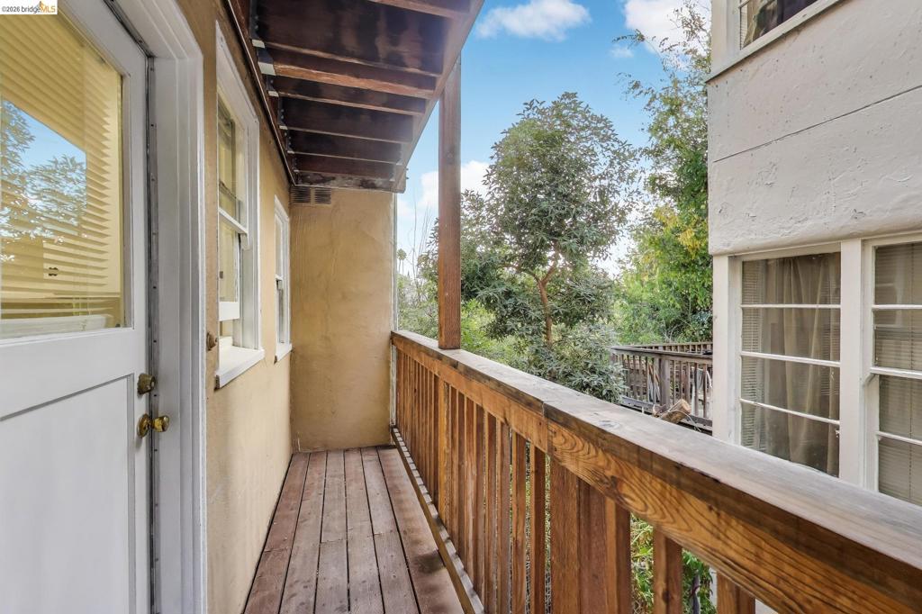 33 E Home Place Property Photo 11