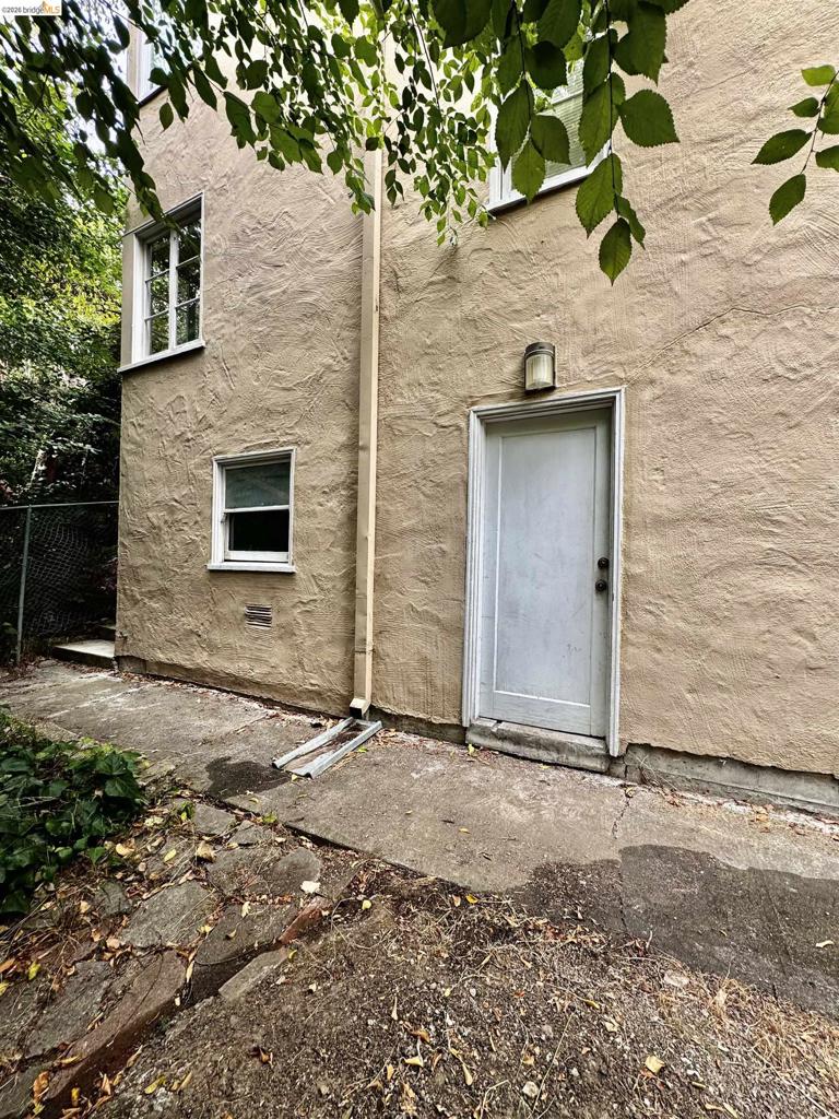 33 E Home Place Property Photo 15
