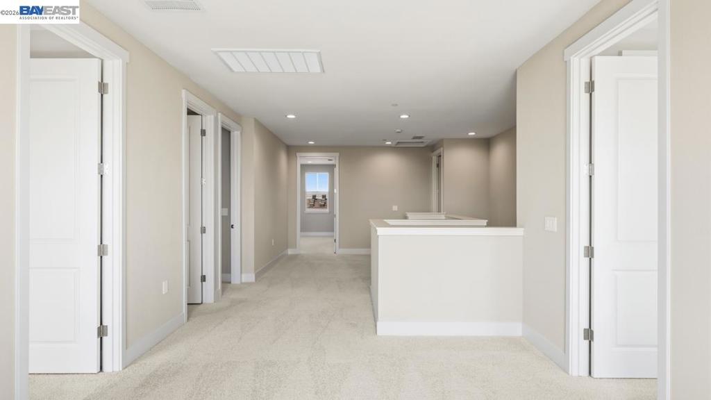 1589 Strathaven Place Property Photo 3