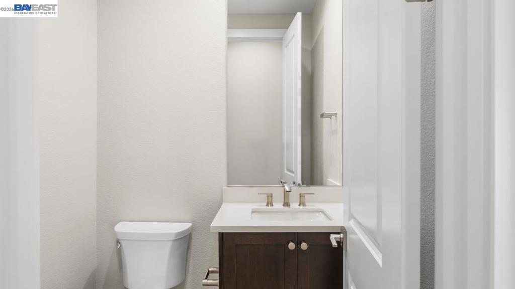 1589 Strathaven Place Property Photo 17