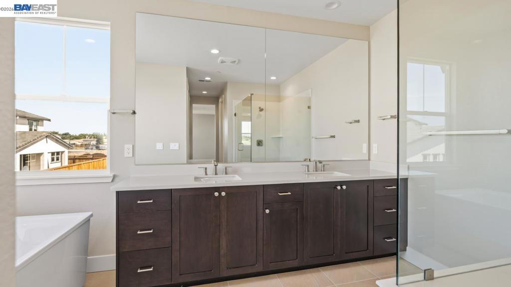 1589 Strathaven Place Property Photo 32