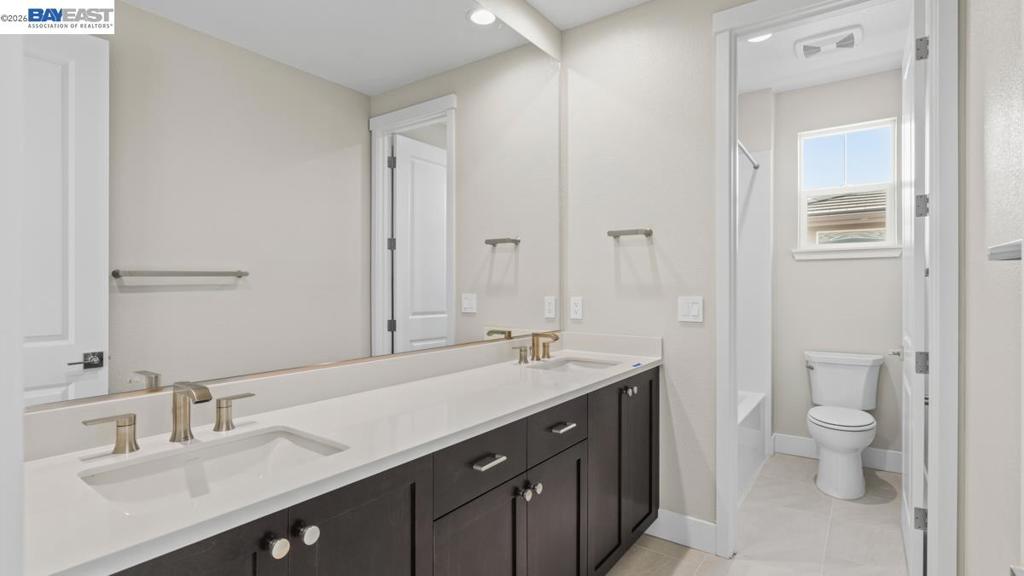 1589 Strathaven Place Property Photo 41