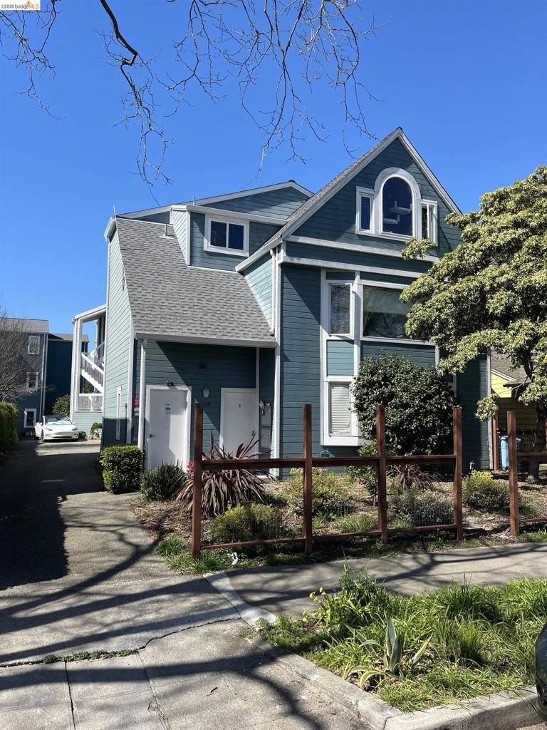2018 9th St B Property Photo 2