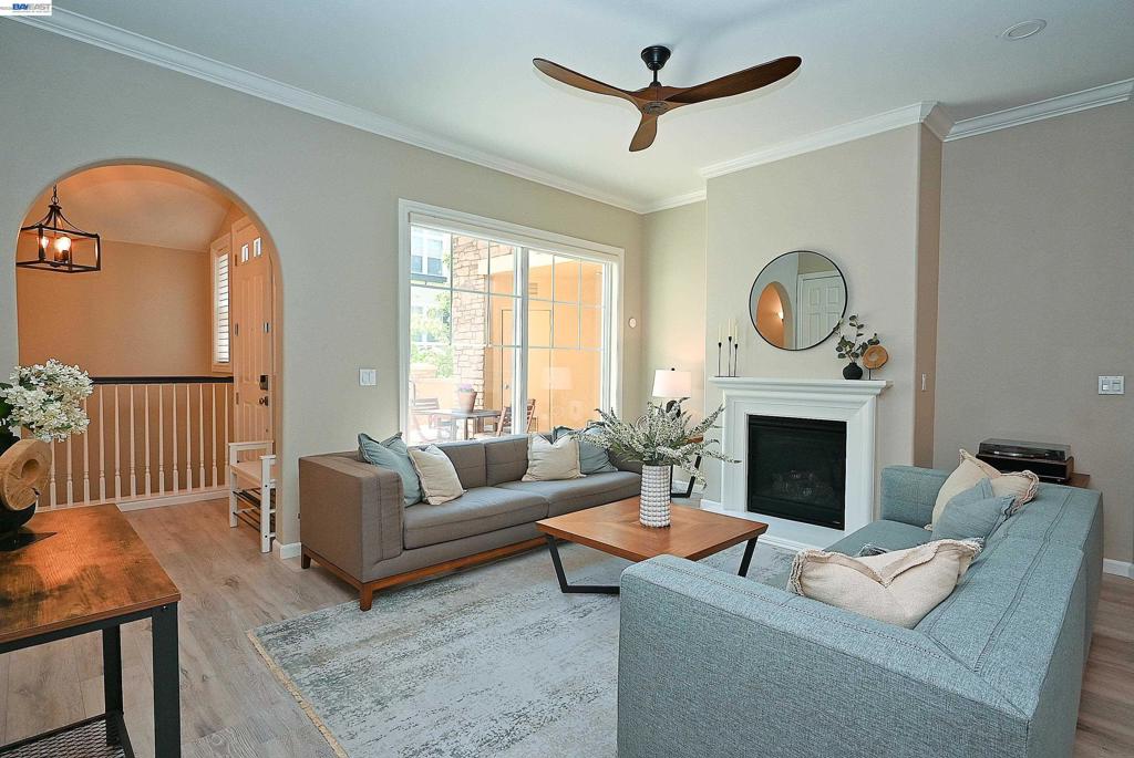 4739 Perugia St Property Photo 7