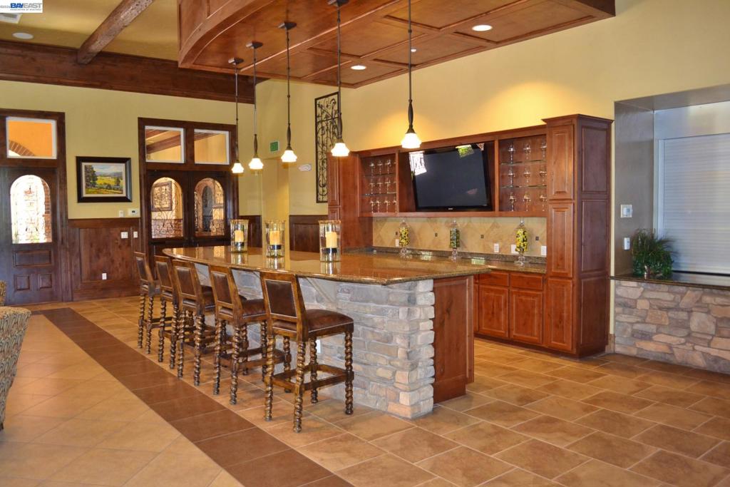 4739 Perugia St Property Photo 45