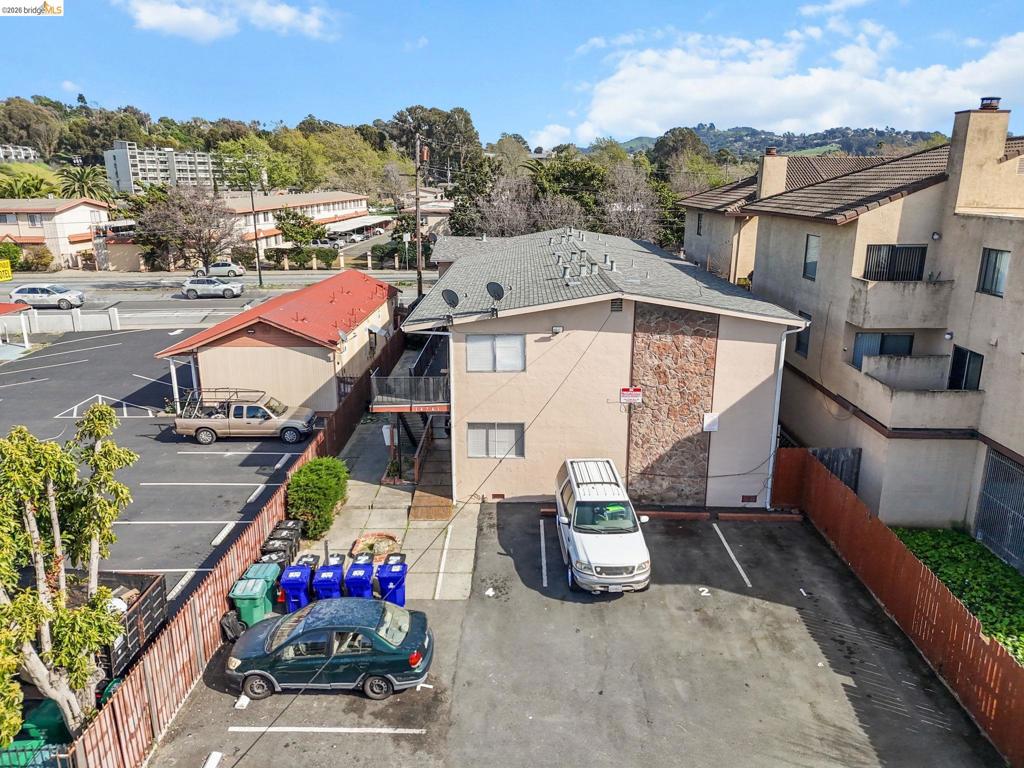 14761 San Pablo Ave Property Photo 9