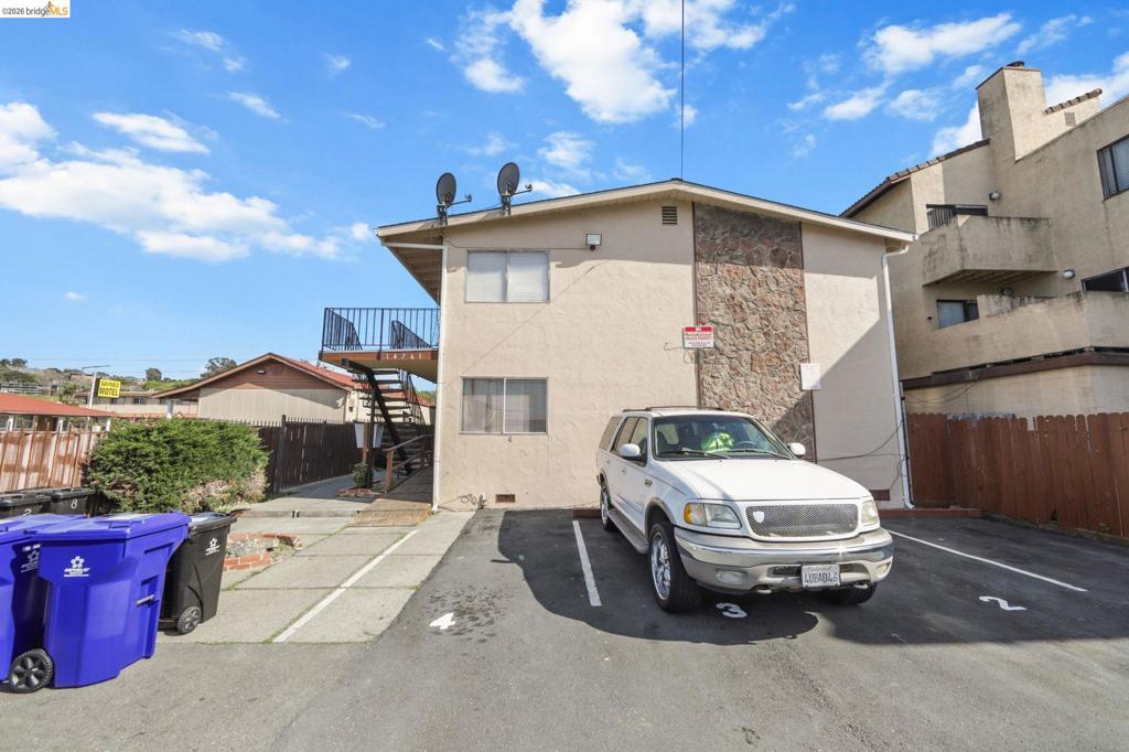 14761 San Pablo Ave Property Photo 11