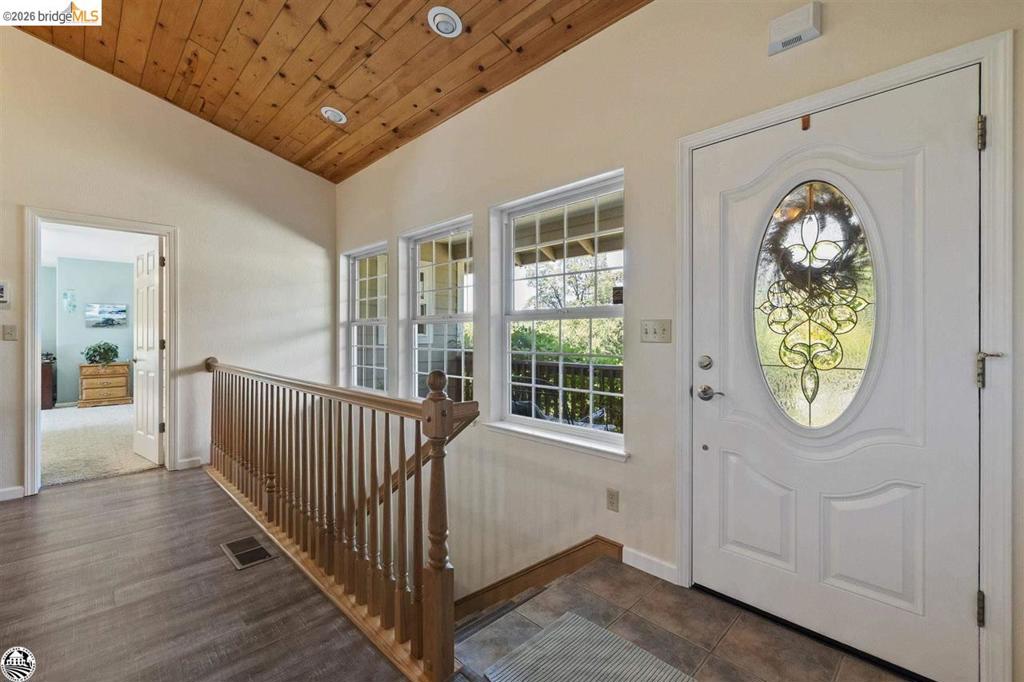 20883 Lynn Lane Property Photo 3