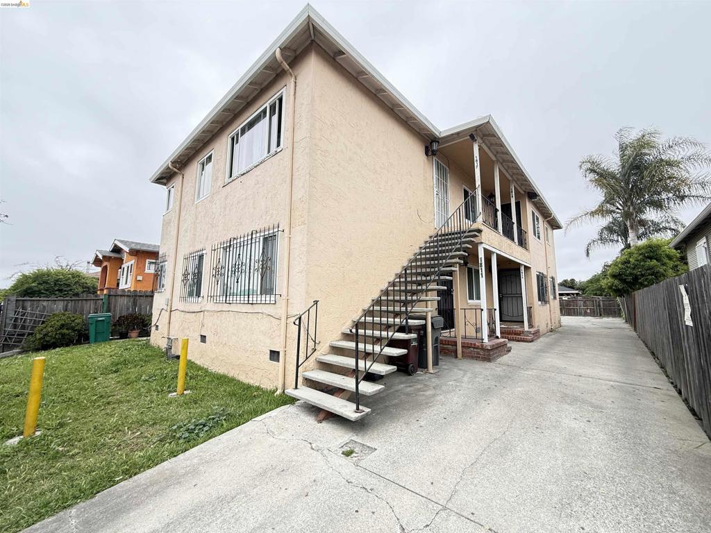 1817 73Rd Ave Property Photo 1