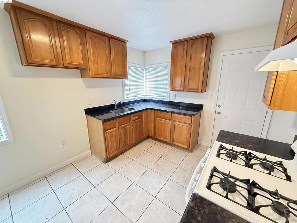 1817 73rd Ave Property Photo 7