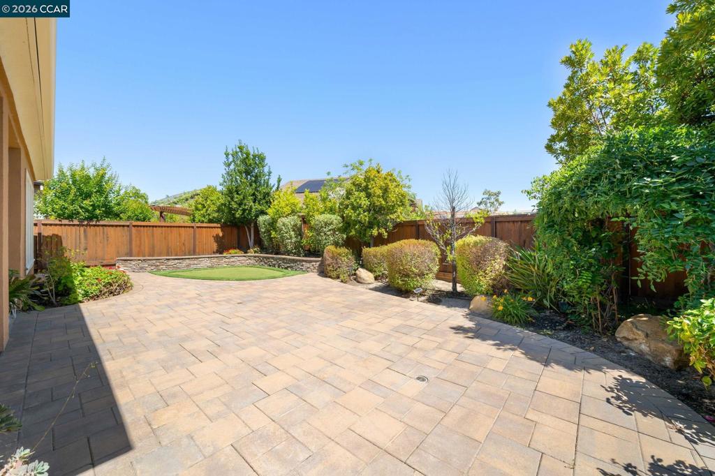 1929 Burgundy Lane Property Photo 32