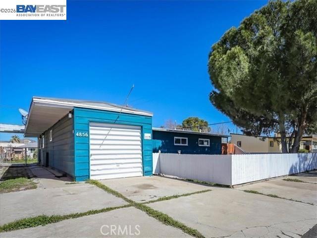 4856 Sisquoc St Property Photo 3