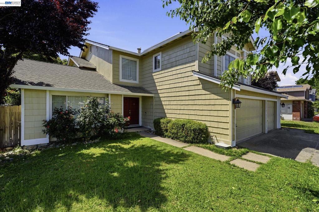 1137 Hidden Meadow Pl Property Photo 3