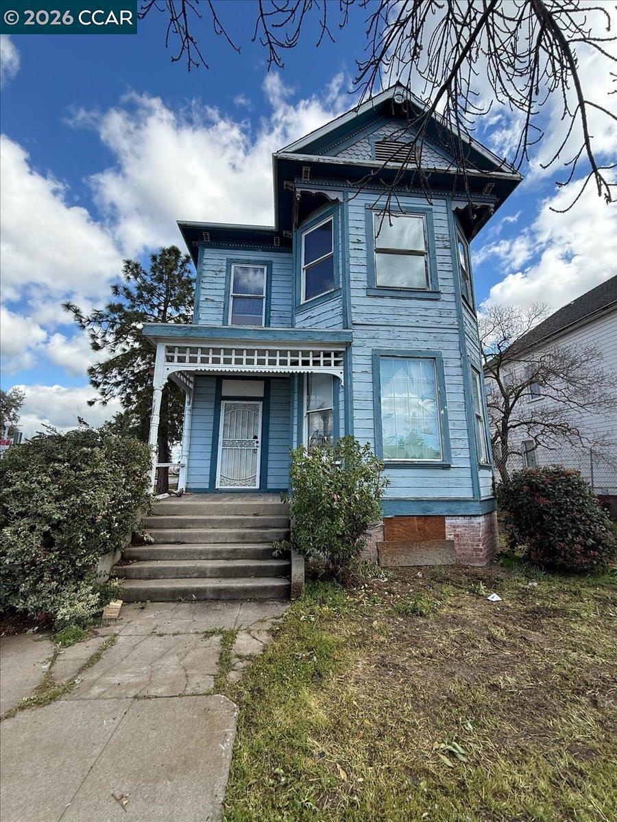 151 S 3rd Ave Property Photo 34