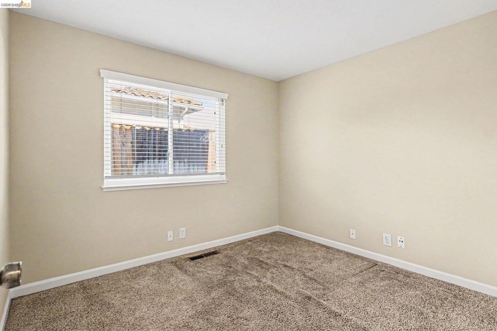 1627 Geyser Cir Property Photo 12