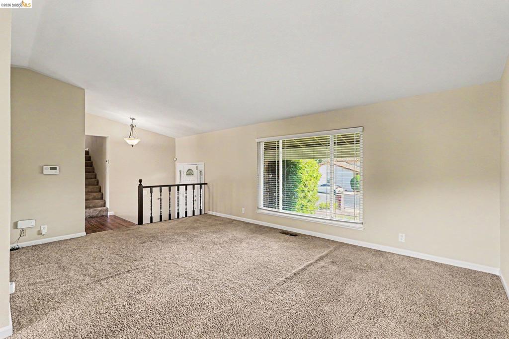 1627 Geyser Cir Property Photo 22