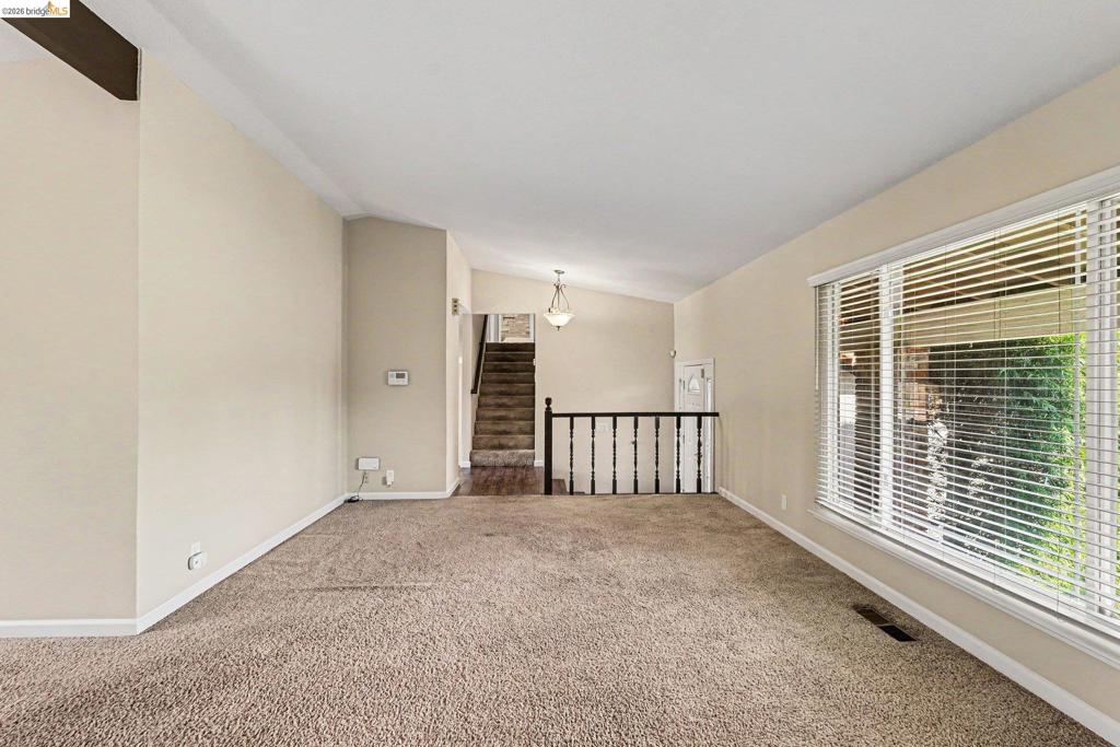 1627 Geyser Cir Property Photo 23