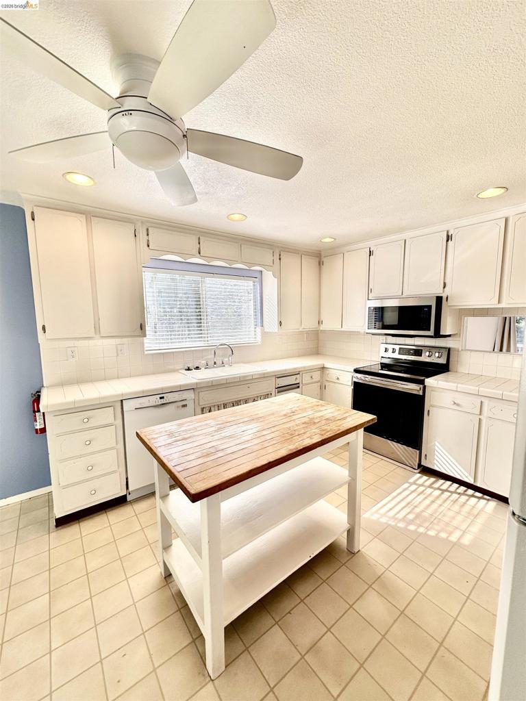 15378 Poco Calle Dr. Property Photo 21
