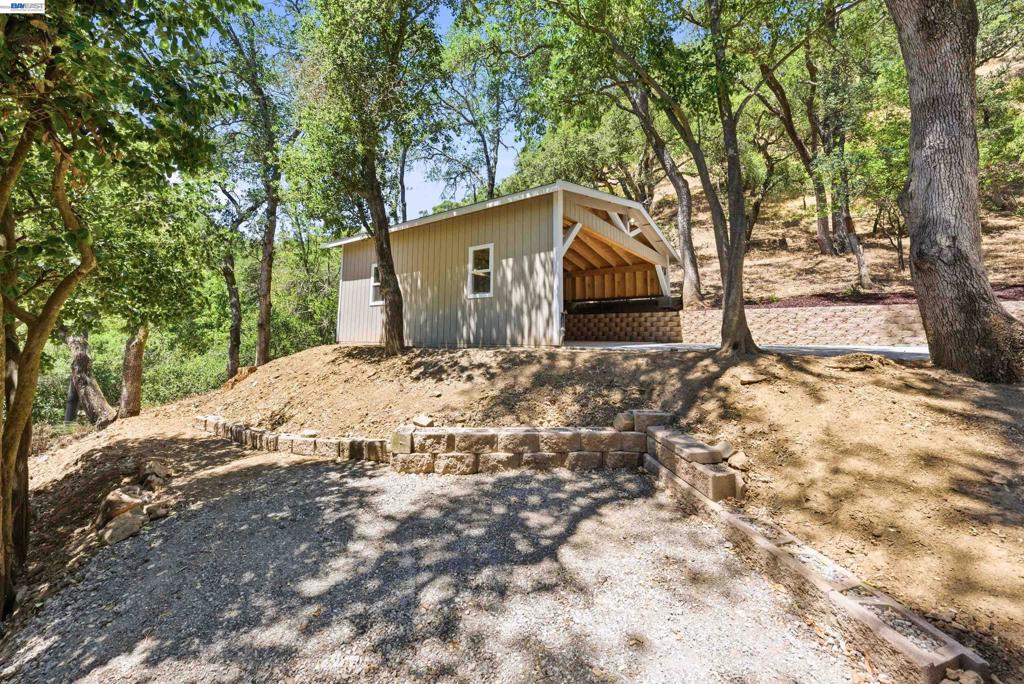 1929 Kilkare Road Property Photo 21
