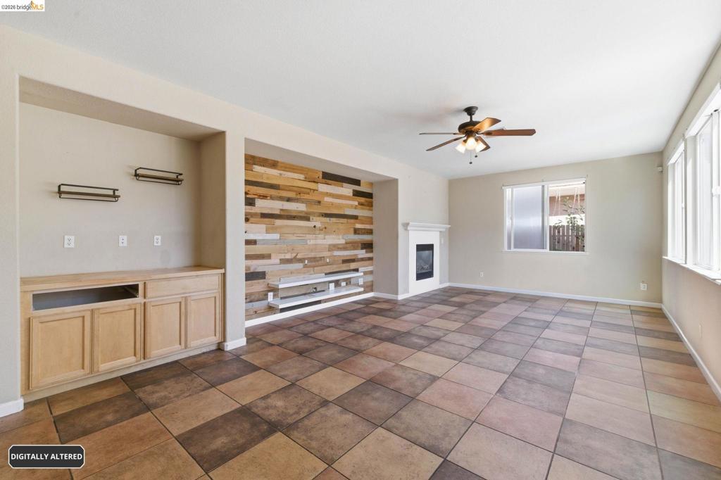 3338 La Cadena Way Property Photo 10