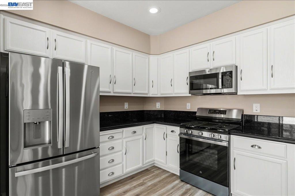 2449 Almanor Drive Property Photo 23