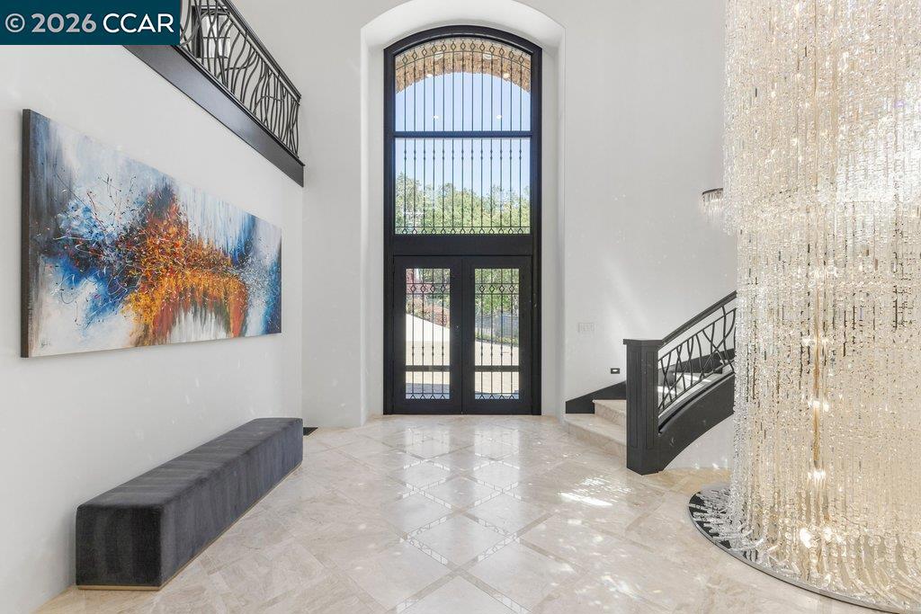 640 El Pintado Rd Property Photo 3