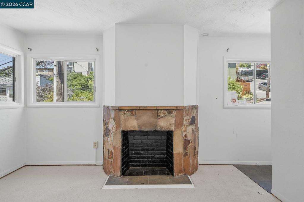 2109 22nd St Property Photo 9