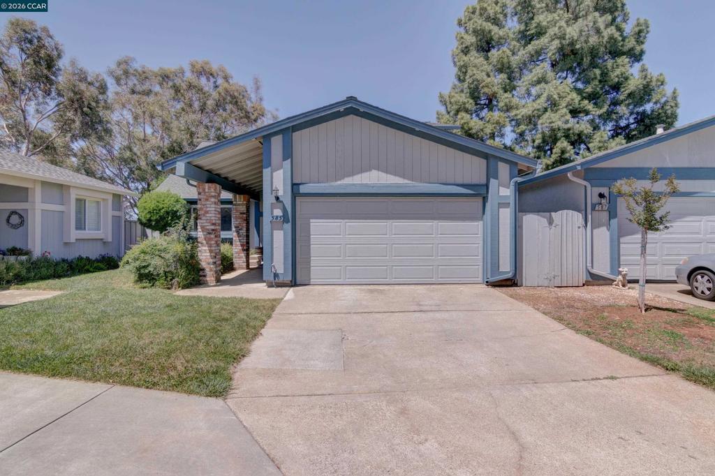 585 Mt Dell Dr Property Photo 1