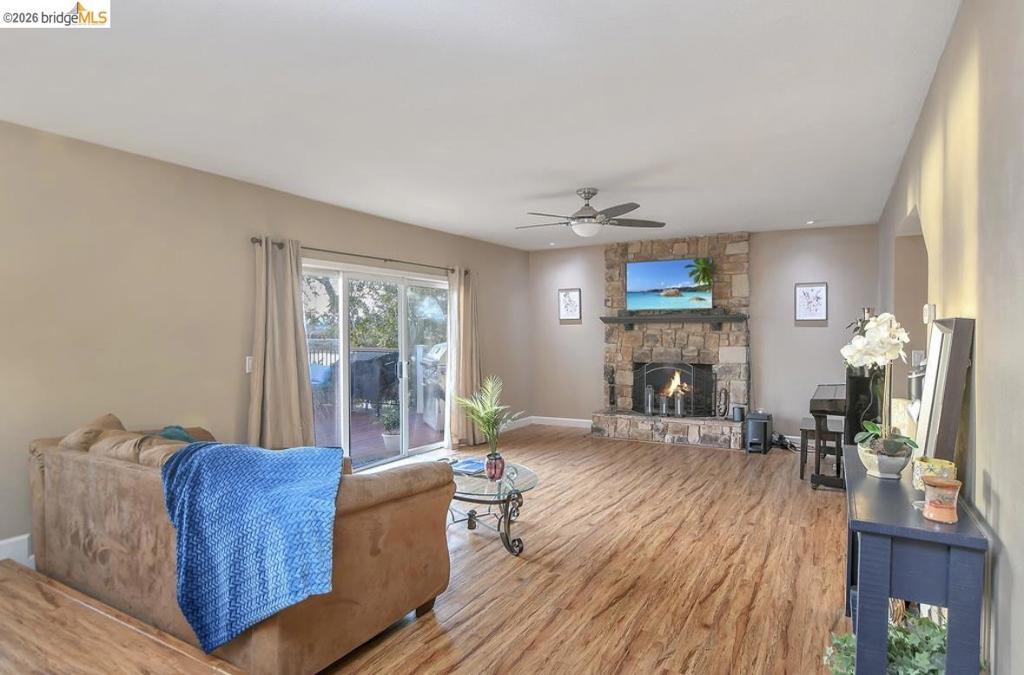 4930 Discovery Pt Property Photo 13