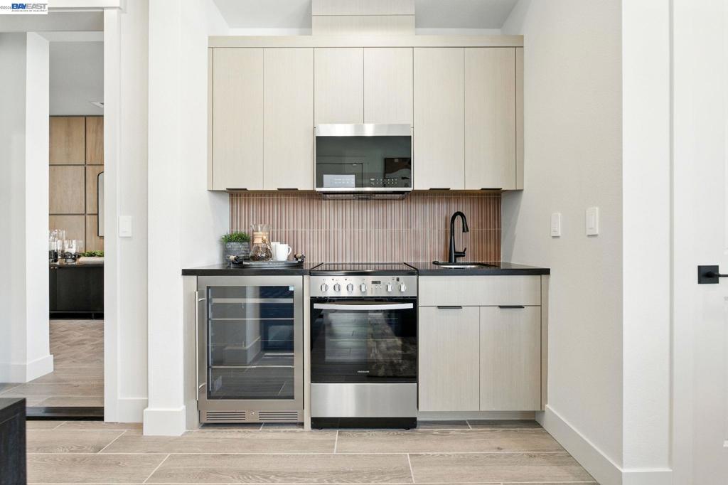 4237 Langley Road Property Photo 14