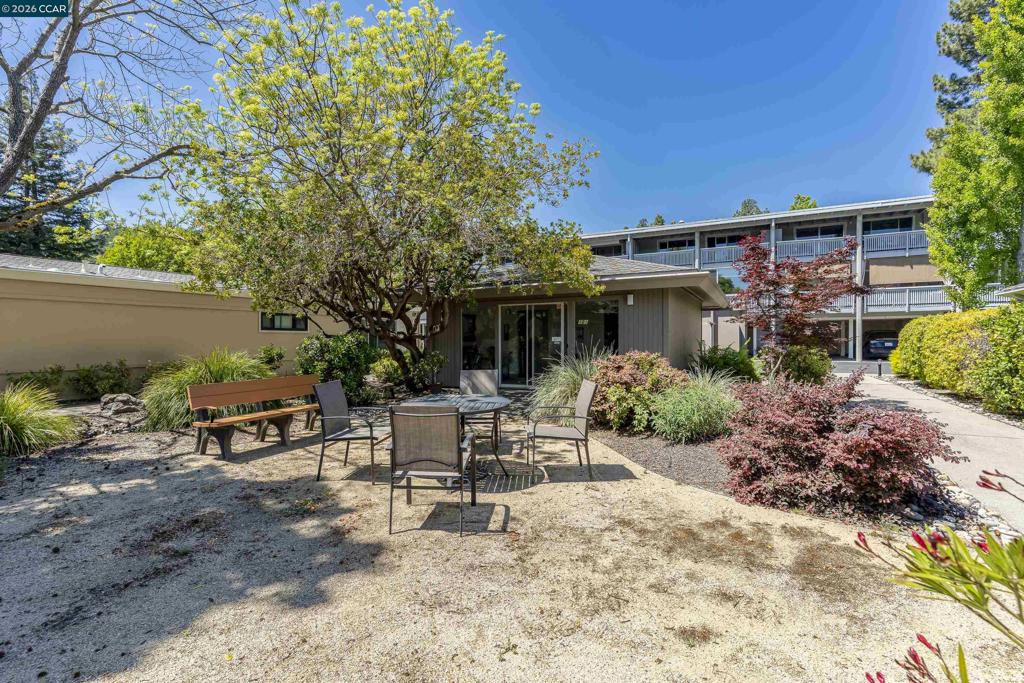 1109 Golden Rain Rd 4 Property Photo 45