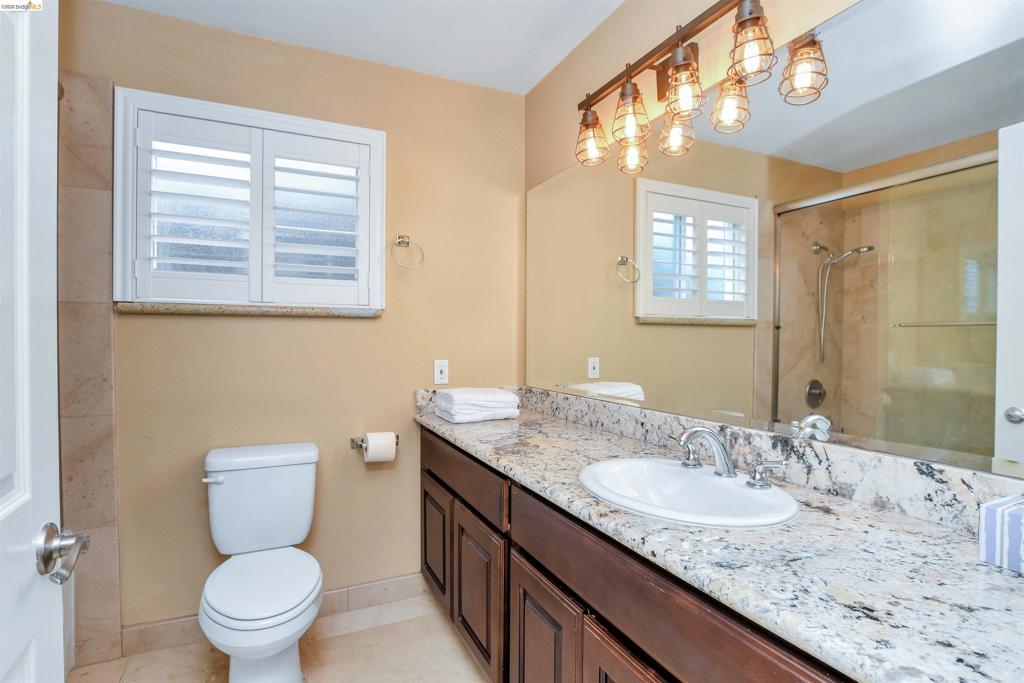 4761 Clipper Dr Property Photo 29
