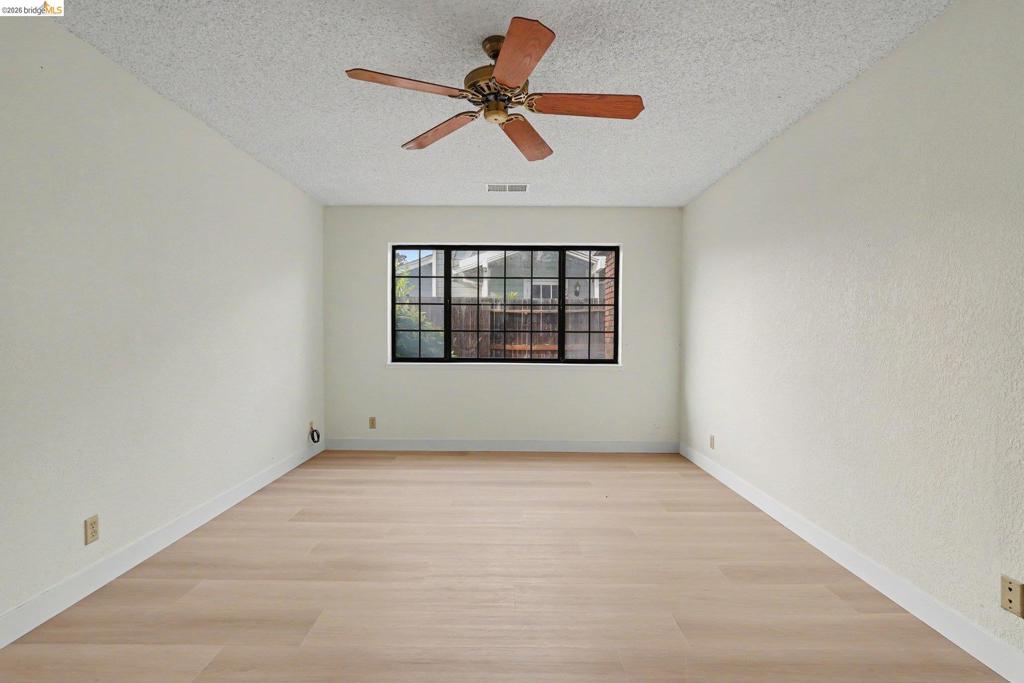1757 Stuart Ct Property Photo 8