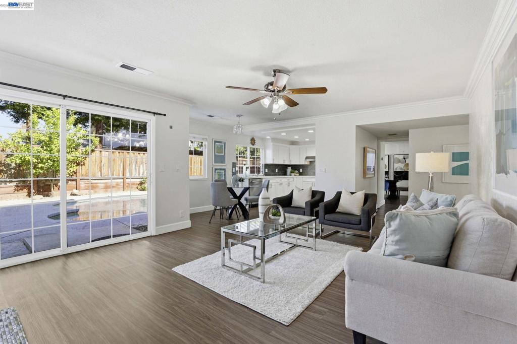 3653 Pimlico Dr Property Photo 7