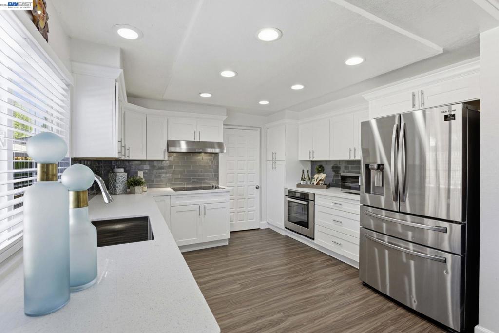 3653 Pimlico Dr Property Photo 8