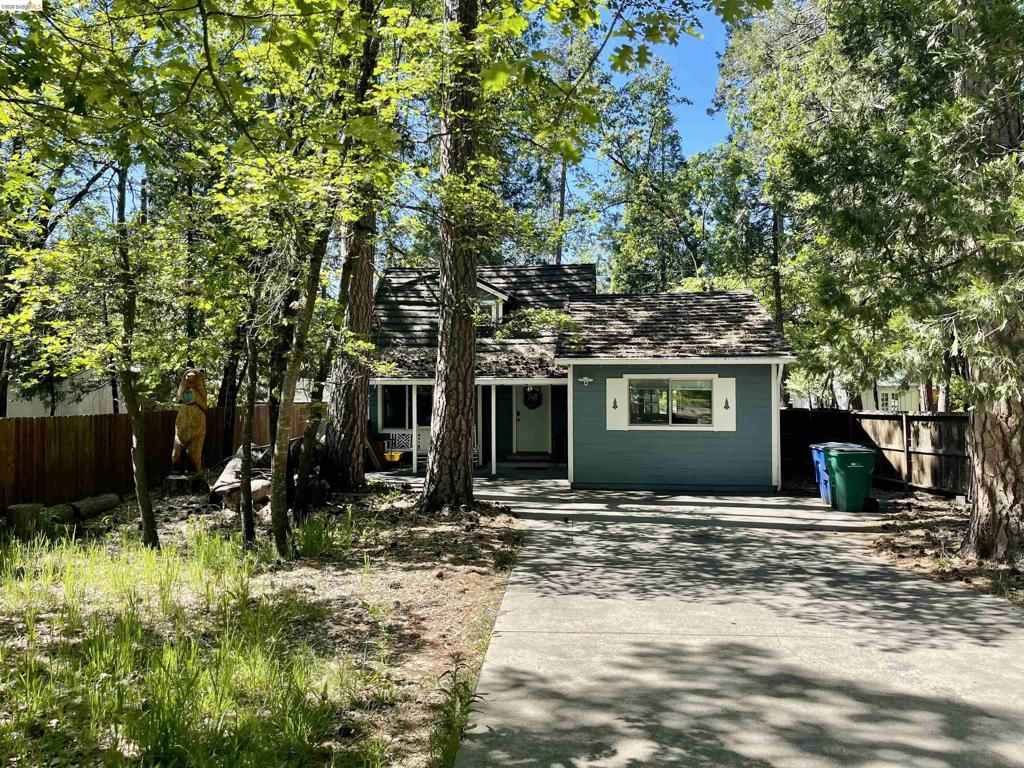 23012 Strauch Dr Property Photo 46