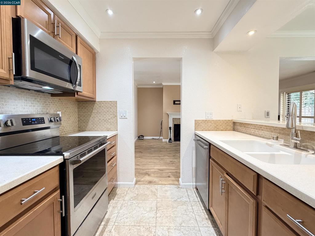 886 Valley Run Property Photo 16