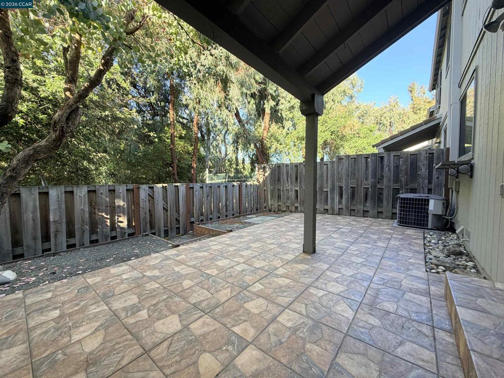 886 Valley Run Property Photo 19