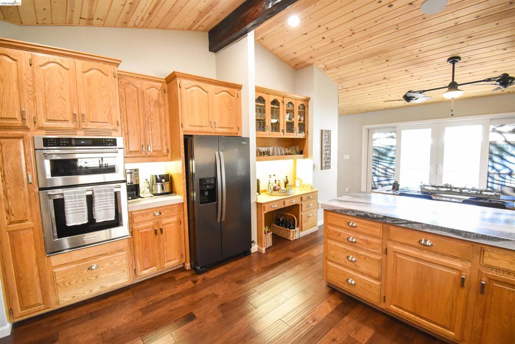 20595 Lori Ln Property Photo 14