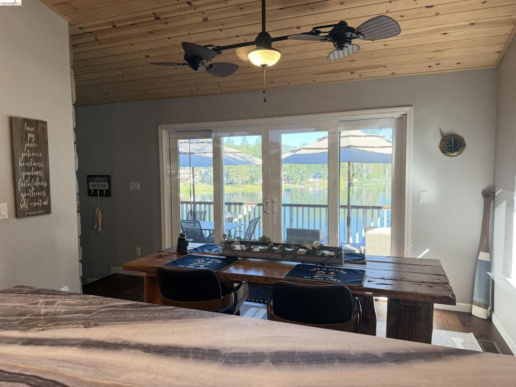 20595 Lori Ln Property Photo 16
