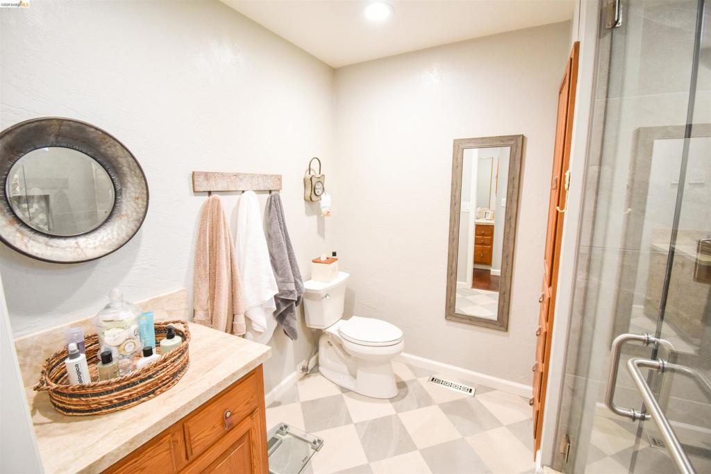 20595 Lori Ln Property Photo 23